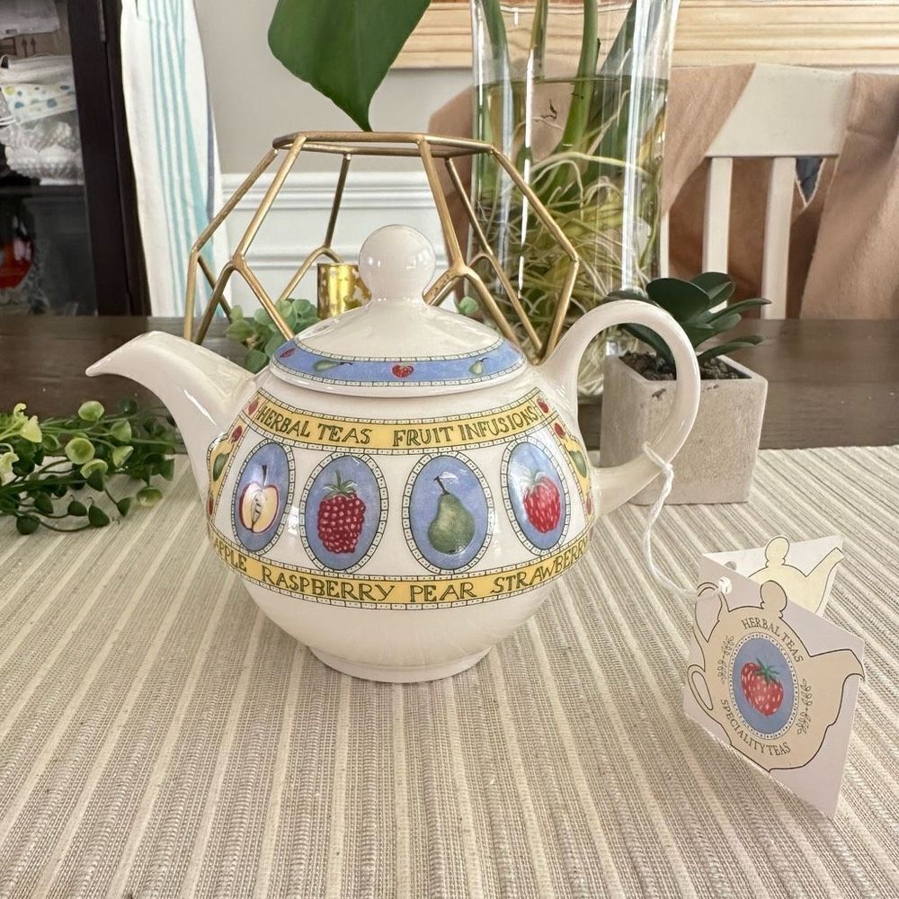 Arthur Wood & Son Tea Pot With Lid Small Vintage Porcelain Herbal Infusion‎ Pot